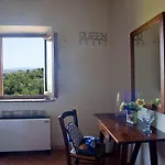 Villa Podere L'ulivo *